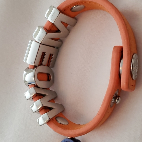 BCBG bracelet bundle NWOT - Picture 6 of 10